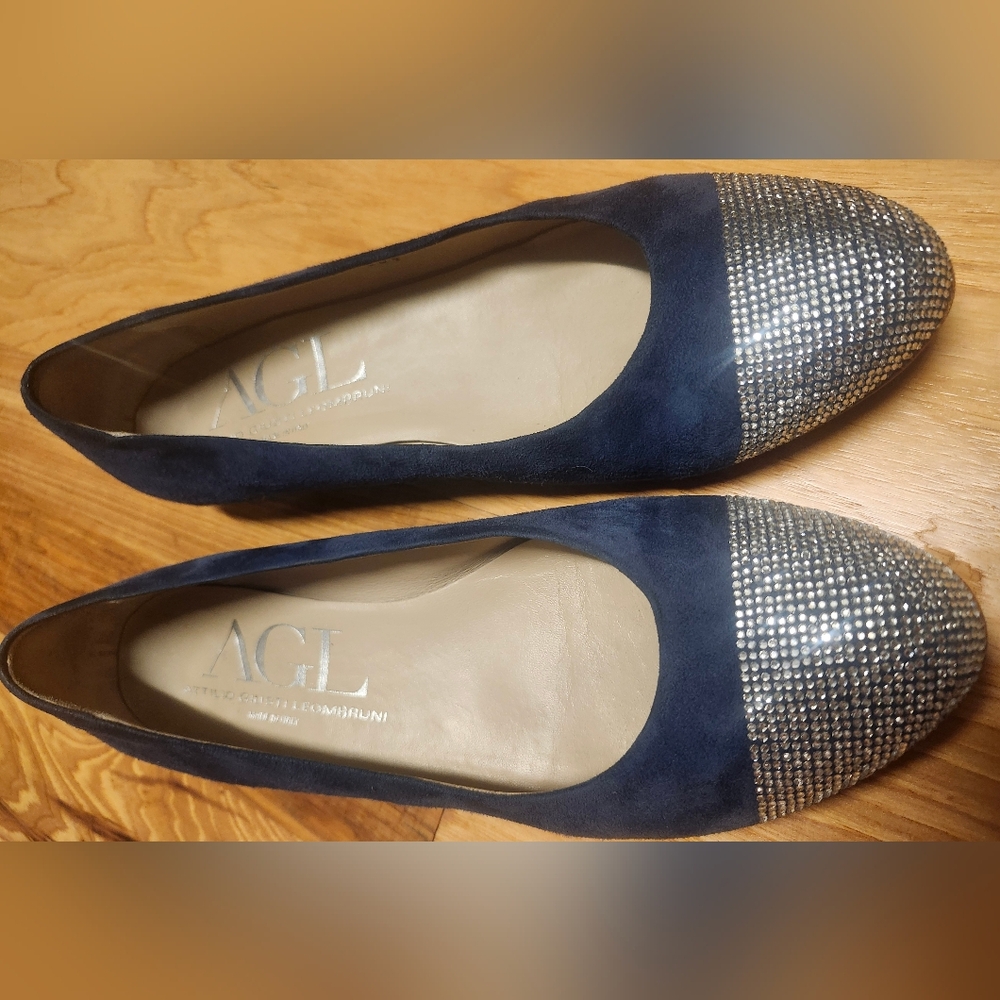 AGL Attilio Giusti Leombruni blue rhinestone flats, size US 7.5 blue